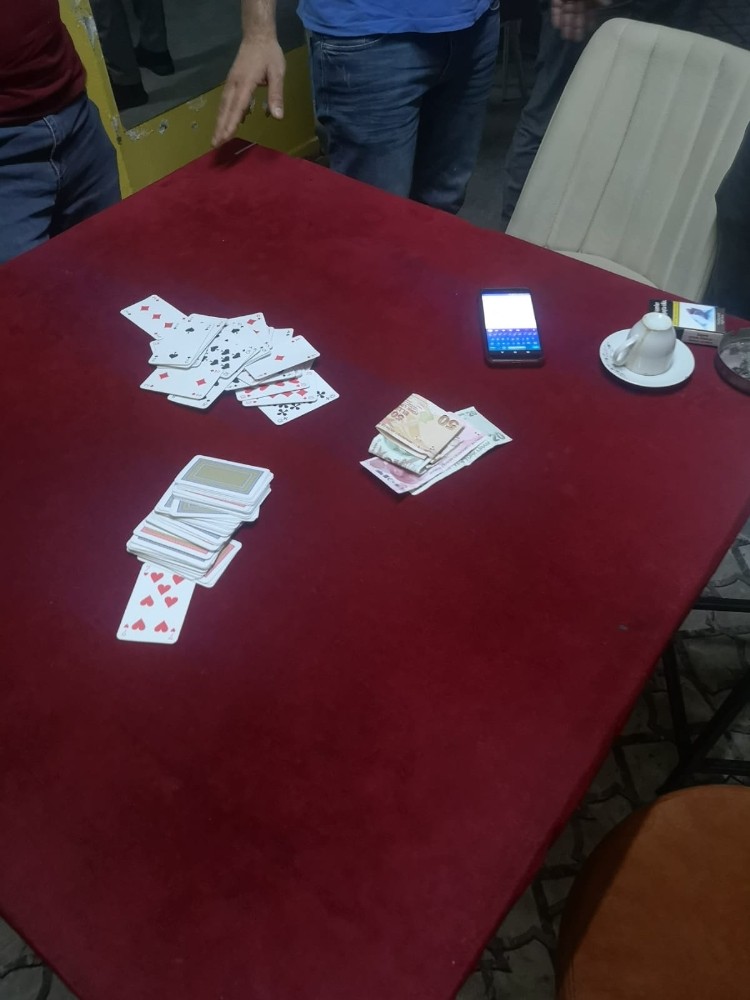 Kumar oynatılan iş yeri kapatıldı 
