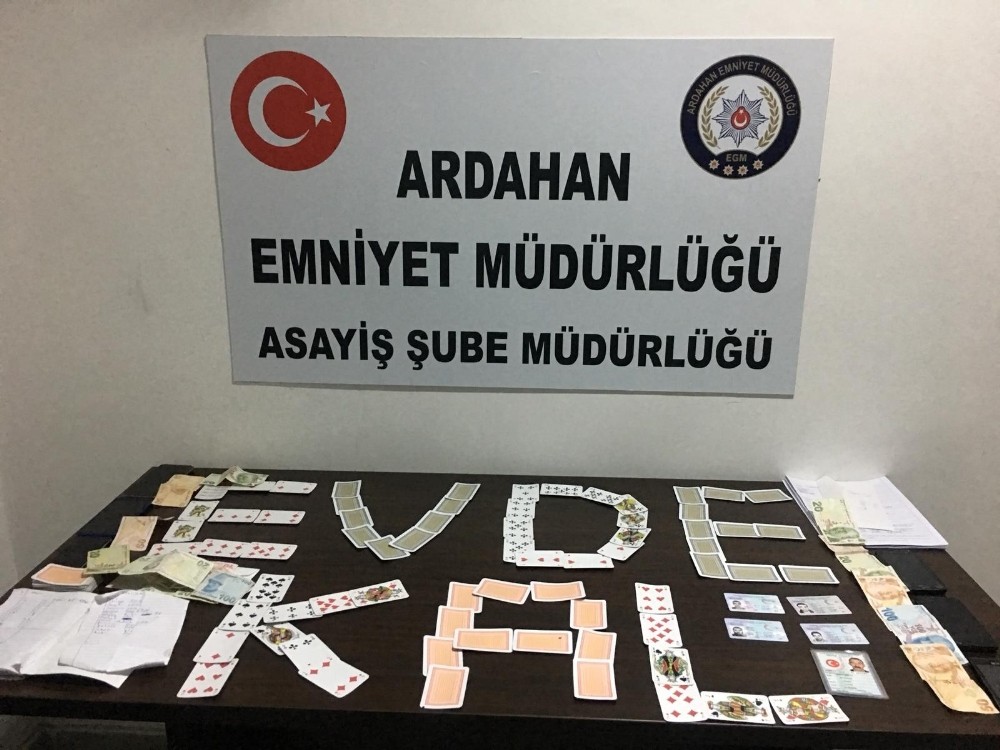 Kumar oynayan 15 kişiye şok baskın 
