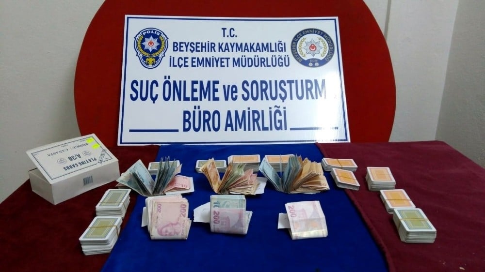 Kumarhaneye dönüştürülen evde kumara toplam 42 bin lira ceza 