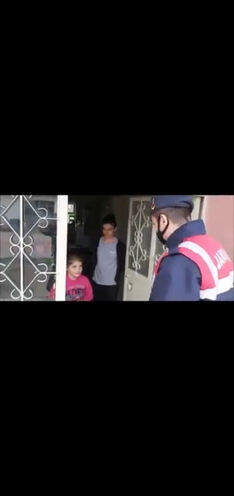 Kumbarasında biriktirdiği 230 lirayı ’’Biz Bize Yeteriz Türkiyem’’ kampanyasına bağışladı 