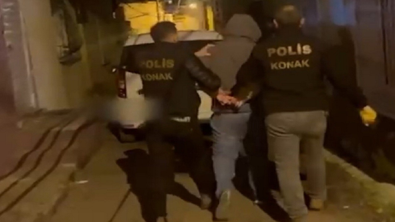 Kümesin İçinden bakın ne çıktı!