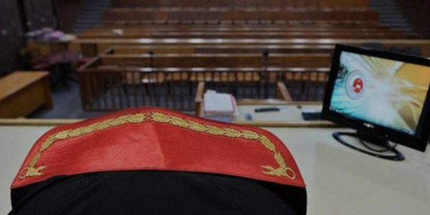 Kumpas davalarının FETÖ'cü savcısına hapis cezası