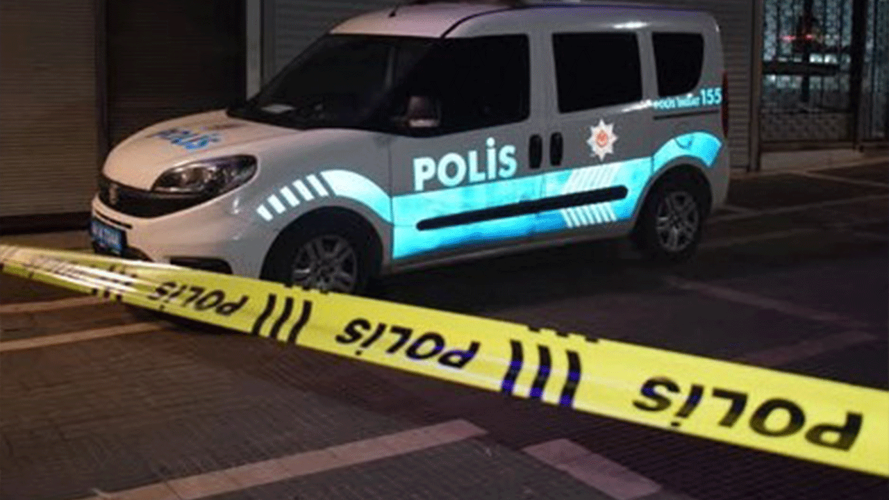 Kundakladığı iş yerinde kendini yaktı