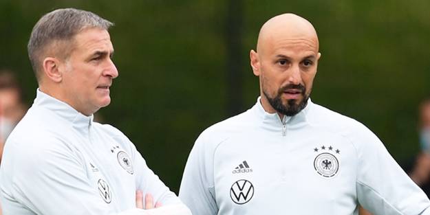 Kuntz'un yerine Di Salvo