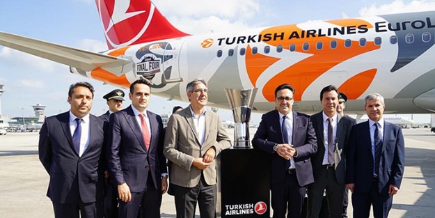 Kupa İstanbul’a getirildi!