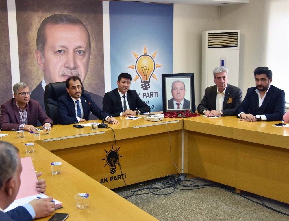 Küpeli ilk toplantıda dualarla anıldı 