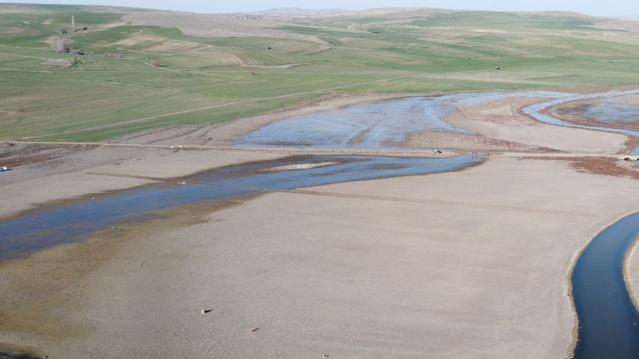 Kuraklığın vahim tablosu: Gelingüllü Barajı üç ayda neredeyse hiç dolmadı!