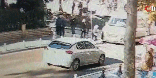 Kuralları ne zaman öğreneceksiniz? Yaya geçidindeki kaza kameralarda