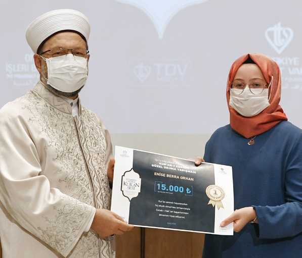 Kur’an bülbülleri ödüllendirildi