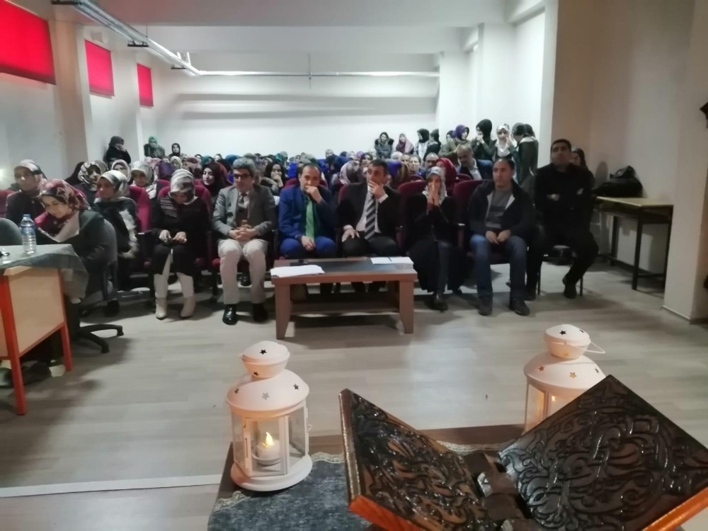 Kur’an-ı Kerim’i güzel okuma ve hafızlık yarışması düzenlendi 