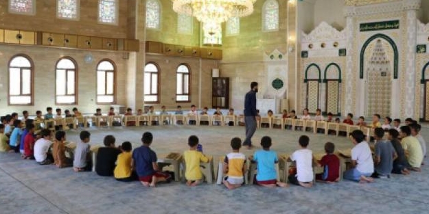 Kur'an kurslarında hedef 300 bin öğrenci! İstanbul'da 2 katına çıkacak