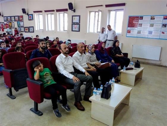 Kur’an Kursu öğrencilerine seminer verildi 