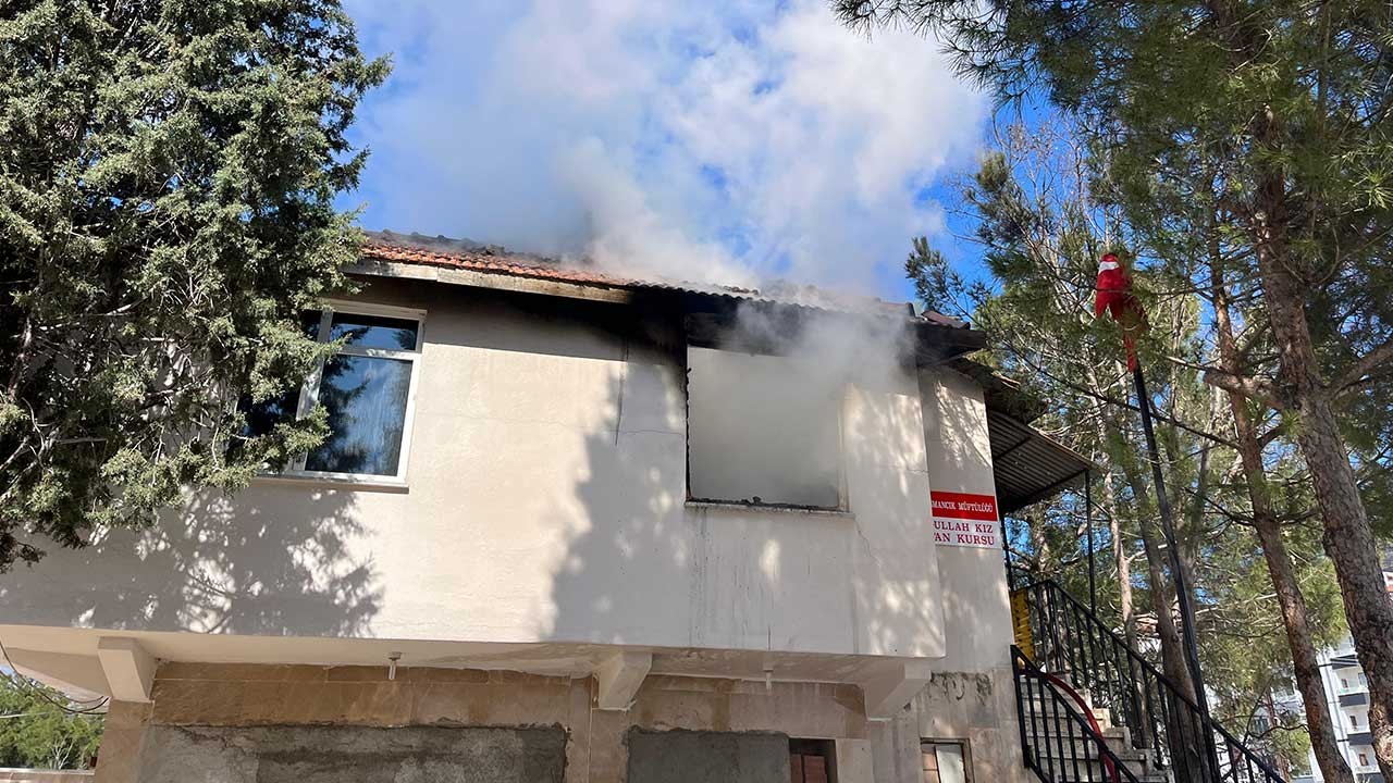 Kur'an kursunda yürekler ağza geldi