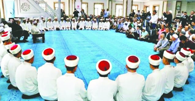 Kur'an öğreticilerinin gözü Diyanet'te