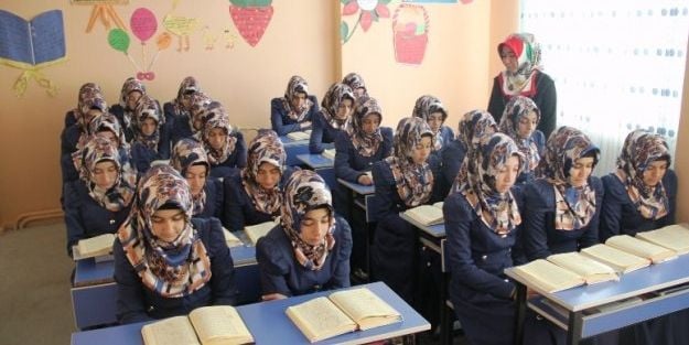 Kur’an kursları öz evlat