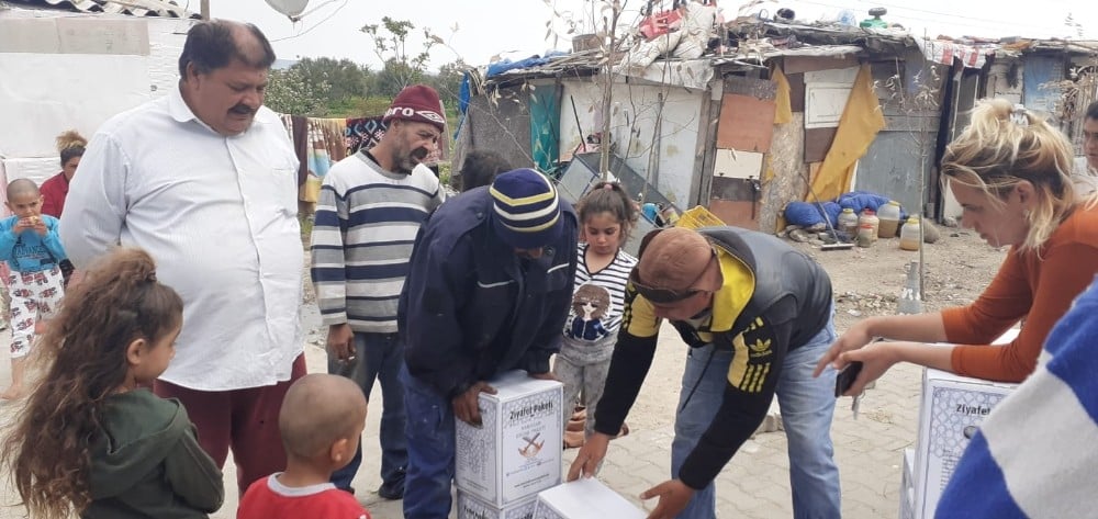 Kuran’a Hizmet Derneğinden, korona virüs nedeniyle erken ramazan yardımı 