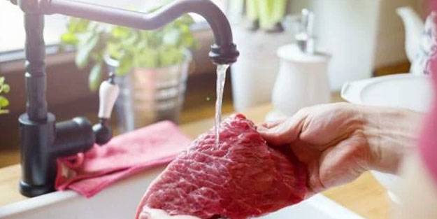 Kurban eti yıkanır mı? Kurban eti yıkanırsa ne olur? Kurban etini yıkamak doğru mu?
