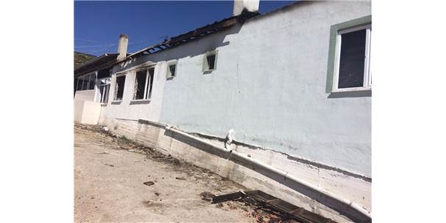 Kurbanlık kazancı yangında kül oldu