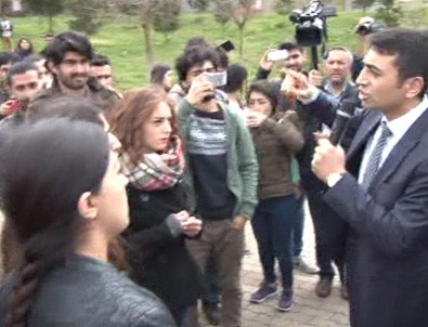 Kürdistan narası atan gruba polisten ayar