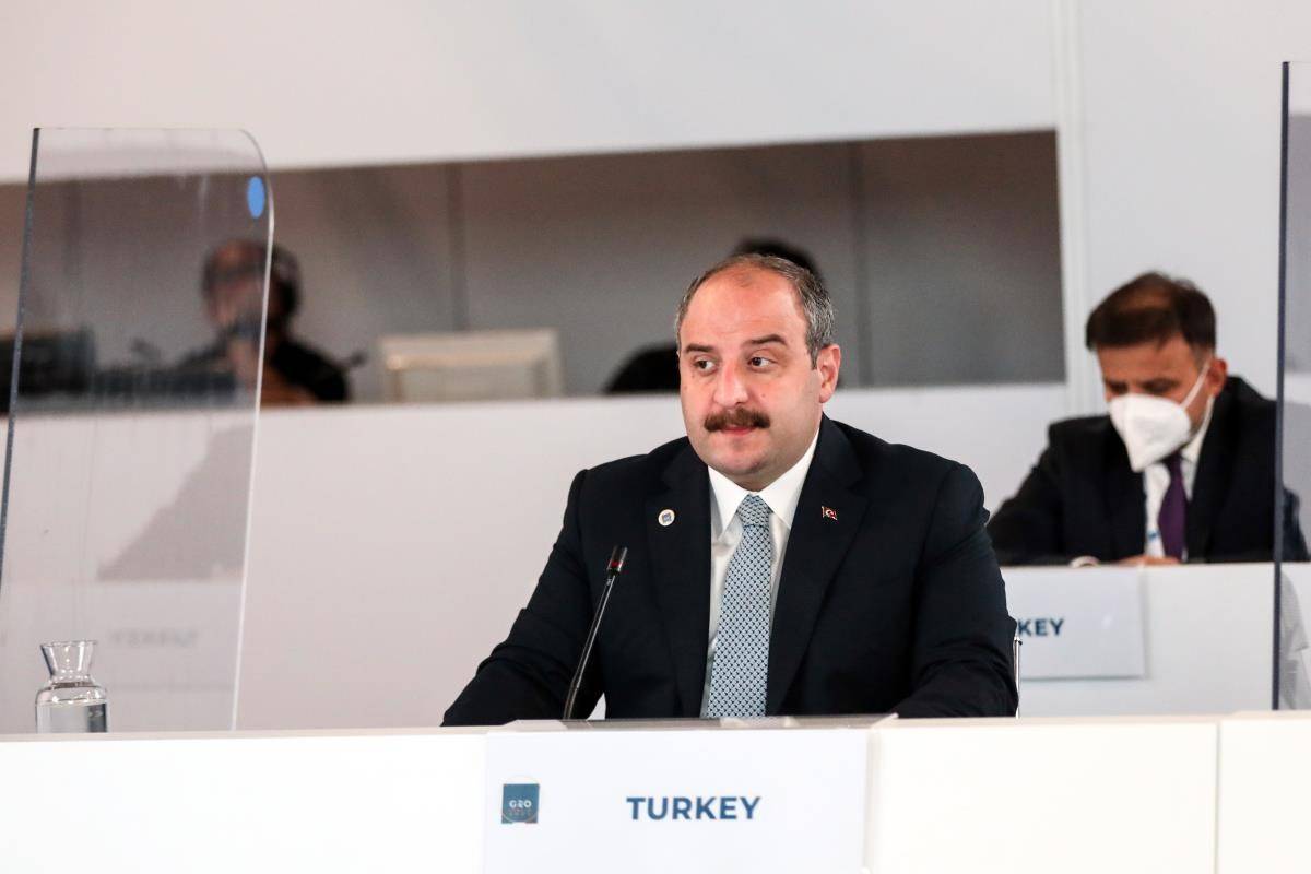 Küresel şirketlere evrensel norm uyarısı