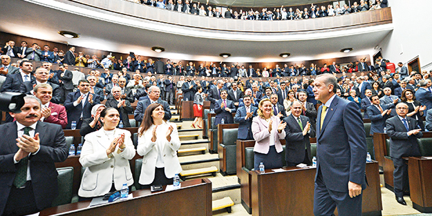 Kürt analara destek