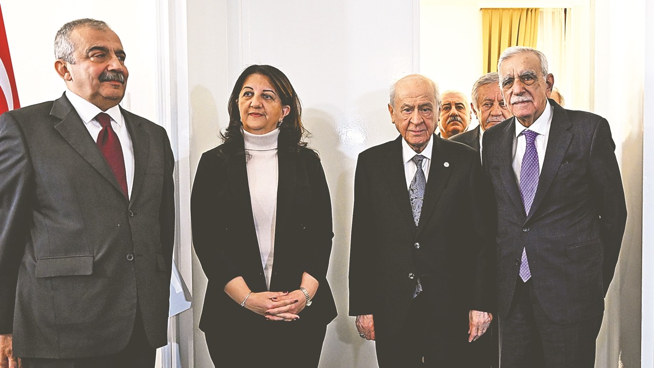 Kürt siyasetçi Altan Tan bu sürecin ocak ayında bitirilmesini istedi! Silah bırakmada pazarlık olmaz!