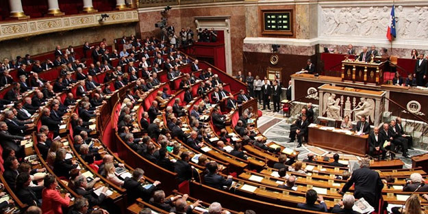 Kürtajı anayasal güvenceye aldılar