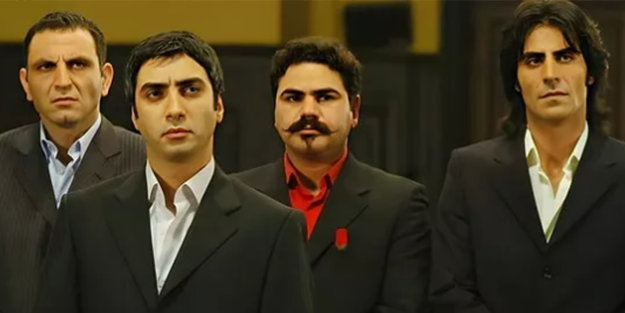 Kurtlar Vadisi oyuncusu siyasete atıldı! Vadi başlamayınca milletvekili aday adaylığını açıkladı