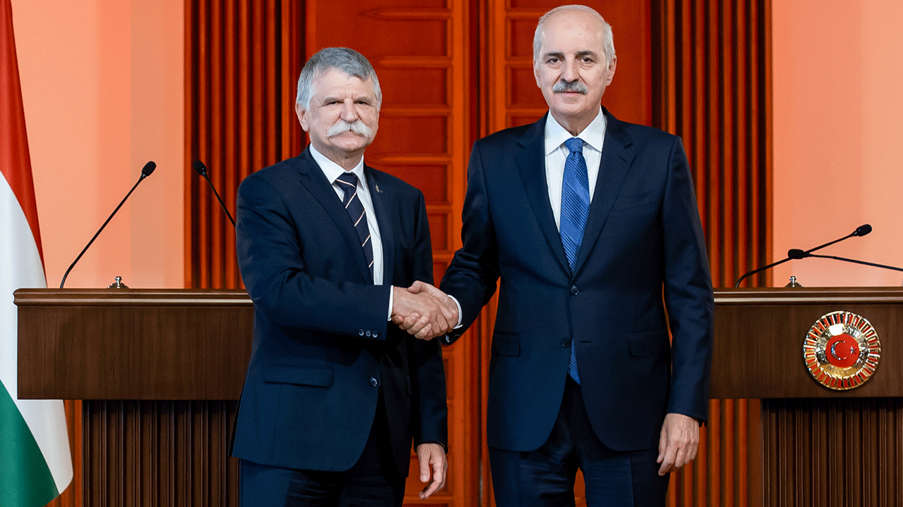 Kurtulmuş, Macar mevkidaşı ile görüştü