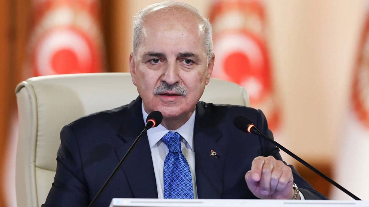 Kurtulmuş'tan 27 Mayıs darbesi paylaşımı: Bu utanç verici karanlık müdahaleyi unutmadık
