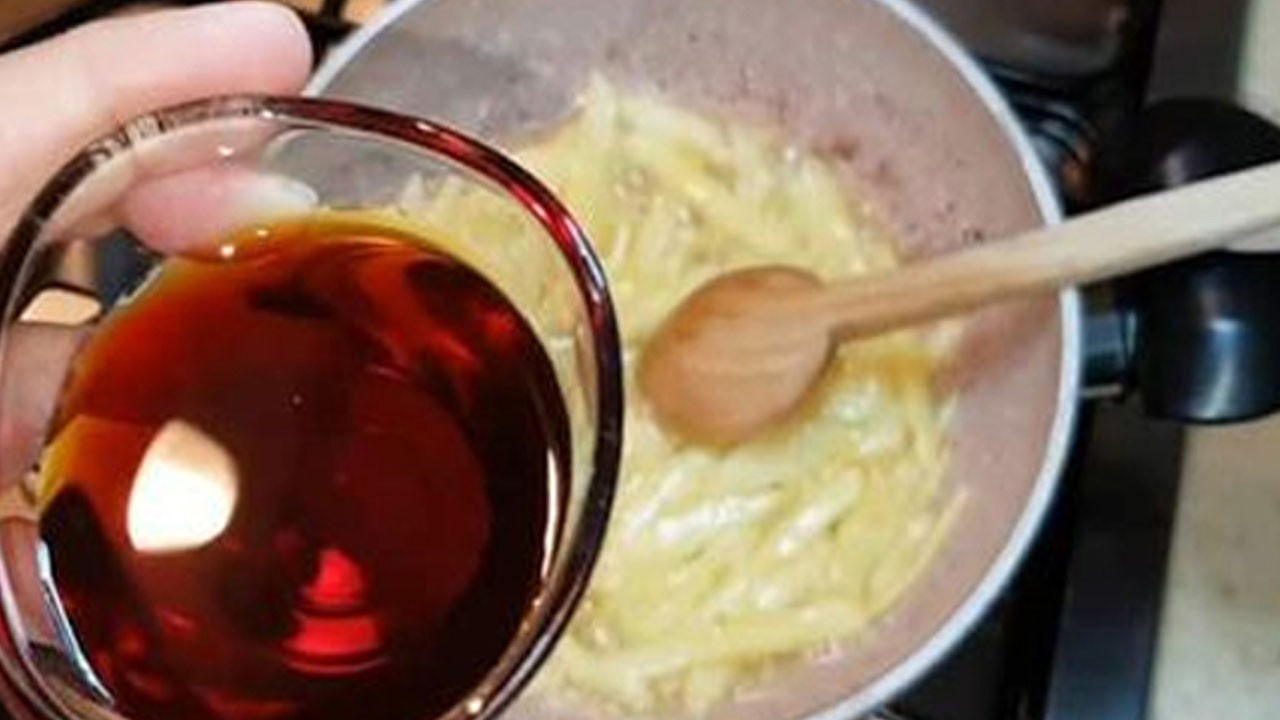 Kuru öksürük bir türlü geçmiyor mu? Olağan dışı özelliklere sahip tarif