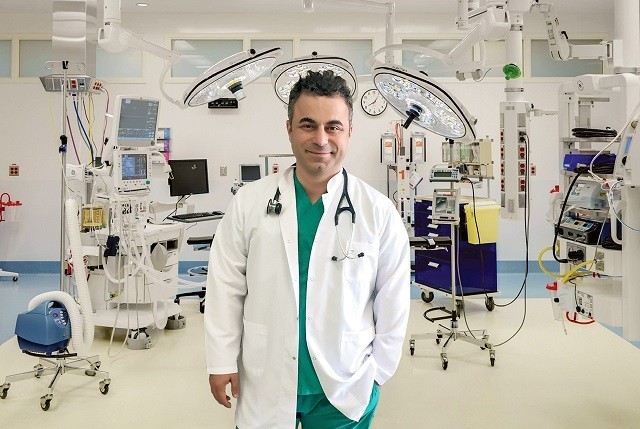 Kuru öksürük, korona virüsüne mi bağlı, tansiyon ilaçlarına mı bağlı? 