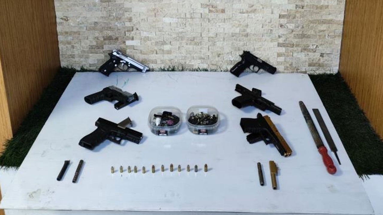 Kuru sıkıları gerçeğe çeviriyorlardı... Enselendiler