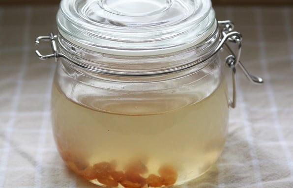 Kuru üzümlü su faydalı mı? | Kuru üzümlü su zayıflatır mı?