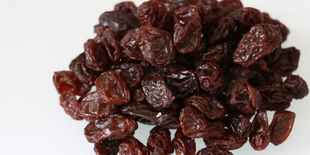 Kuru üzümün tedavi ettiği hastalıklar: İnanılmaz yetenekleri, şok etkisi herkesi şaşırtacak!