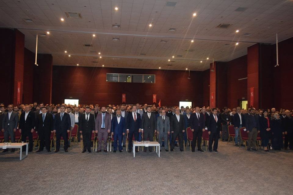 Kurucu İlçe Başkanı Kara, güven tazeledi 