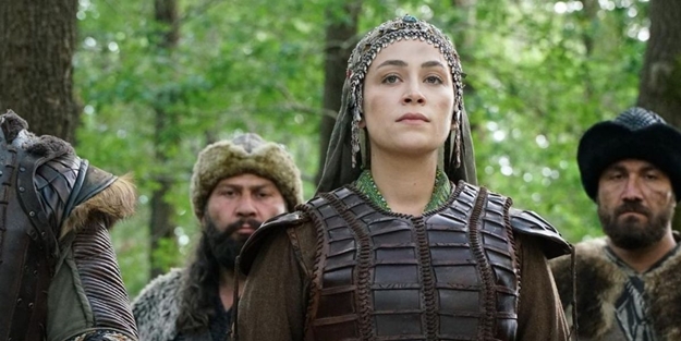 Kuruluş Osman oyuncusu trafik kazası geçirdi! Hastaneye kaldırıldı