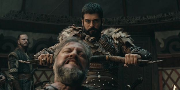 Kuruluş Osman'ı izleyenler bu sorunun cevabını merak ediyor! Dündar Bey hain miydi?