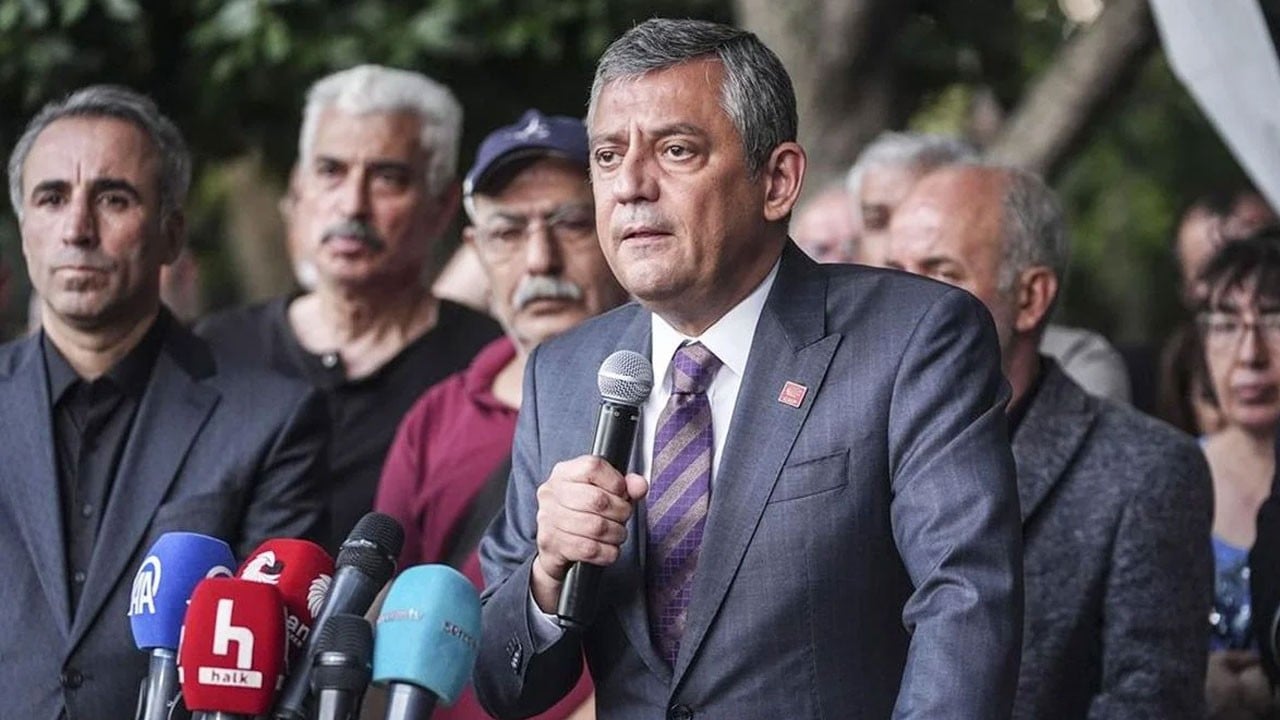 Kuruluş tarihi bile belli oldu! İşte Özgür'ün yeni partisinin ismi
