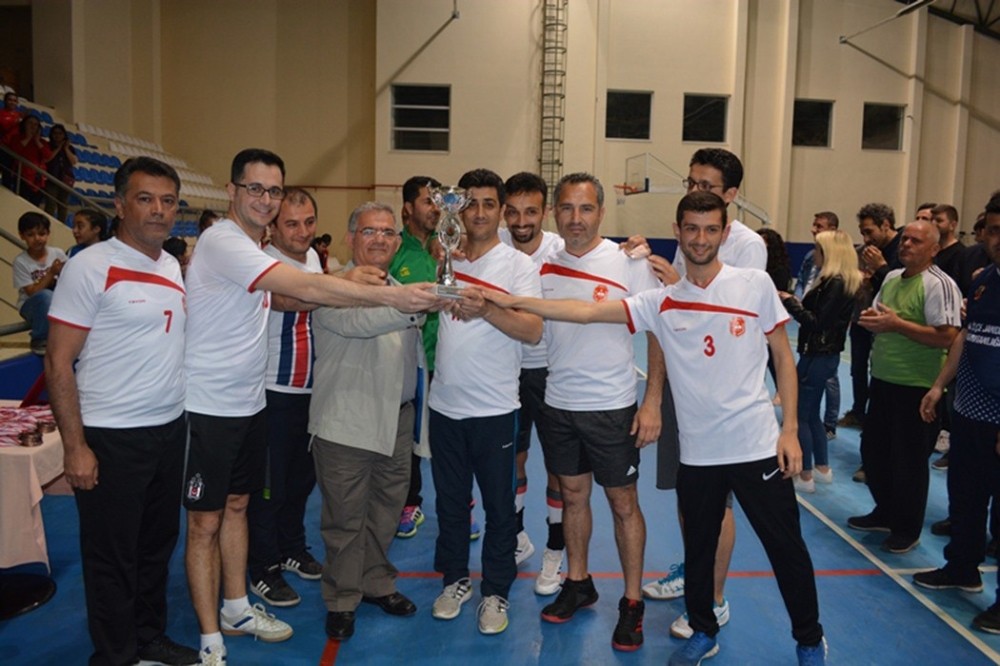 “Kurumlararası Voleybol Turnuvası” sona erdi 