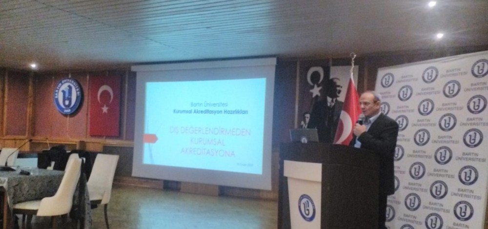 Kurumsal akreditasyon bilgilendirme toplantısı yapıldı 