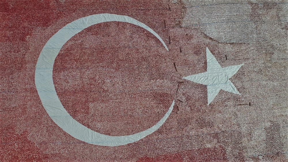 Kurutmaya bırakılan domateslerle 