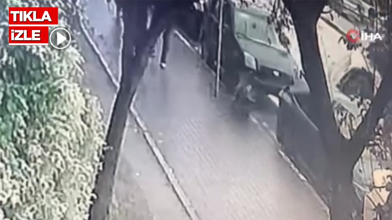 Kuryeye çarpmamak için manevra yaptı! Hem kuryeye çarptı hem de 4 araca çarptı