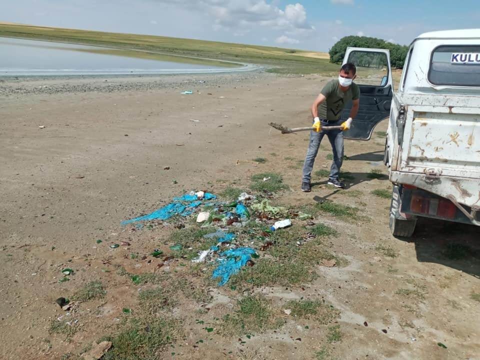 Kuş cenneti Düden Gölü güzergahı temizlendi 