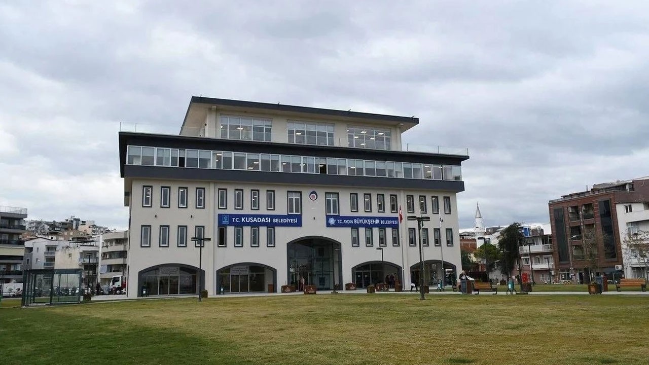 Kuşadası Belediye Başkanı Ömer Günel tutuklandı