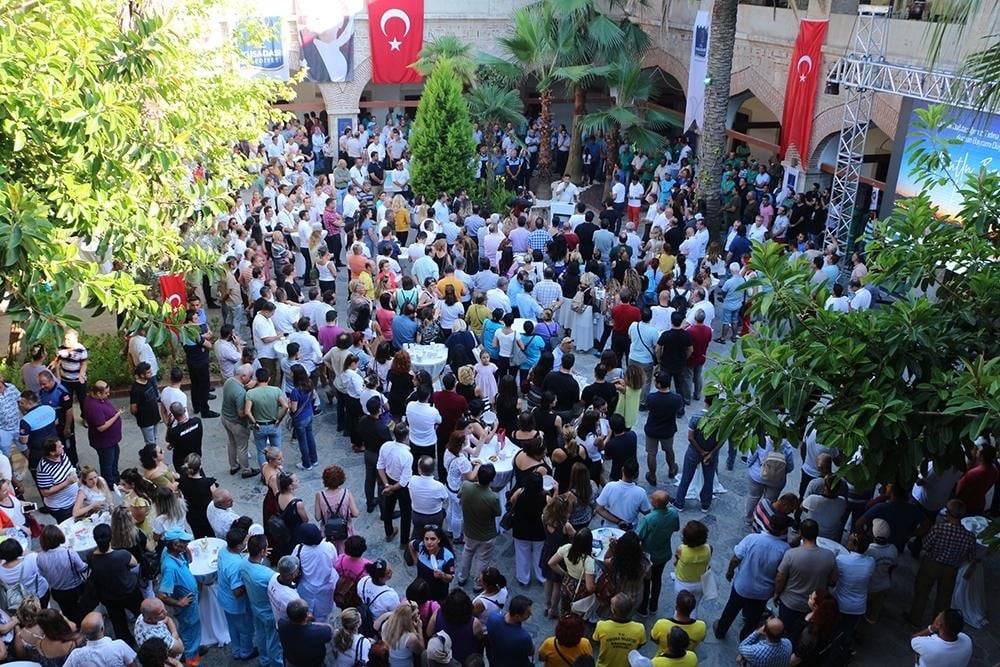 Kuşadası Belediyesi’nde erken bayramlaşma 