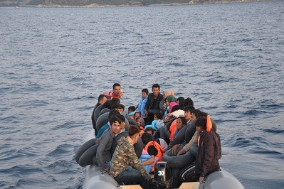 Kuşadası Körfezi’nde 60’ı çocuk 109 göçmen yakalandı 
