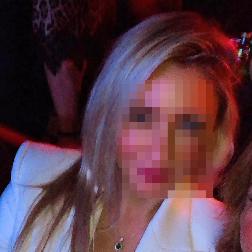 Kuşadası taciz edilip dövülen kadın banka müdürü için ayağa kalktı 