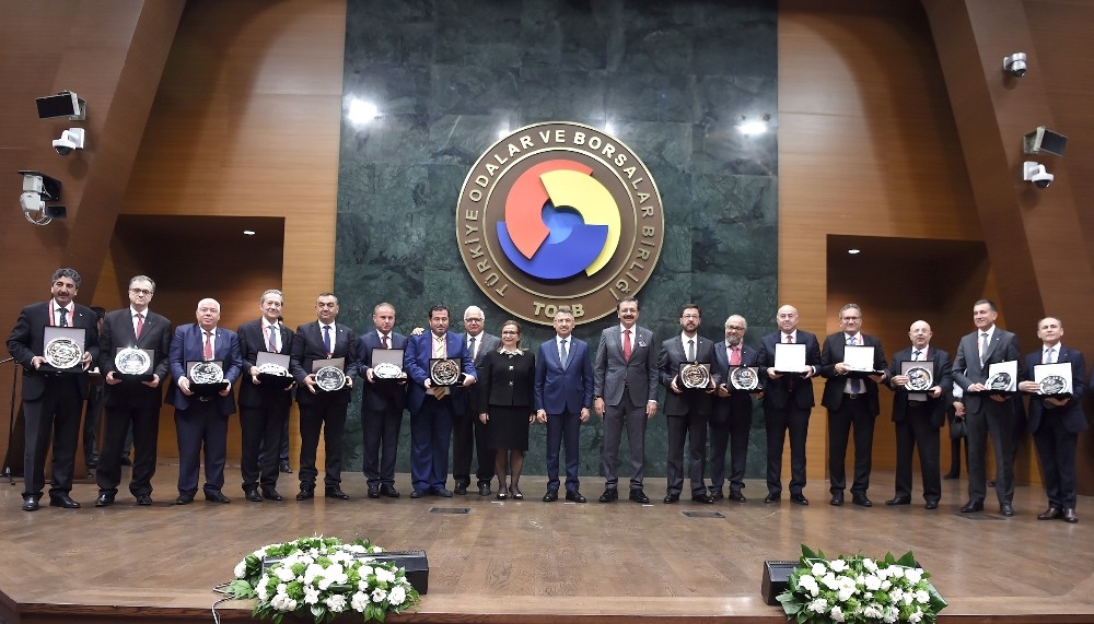 Kuşadası Ticaret Odası heyeti, TOBB genel kuruluna katıldı 