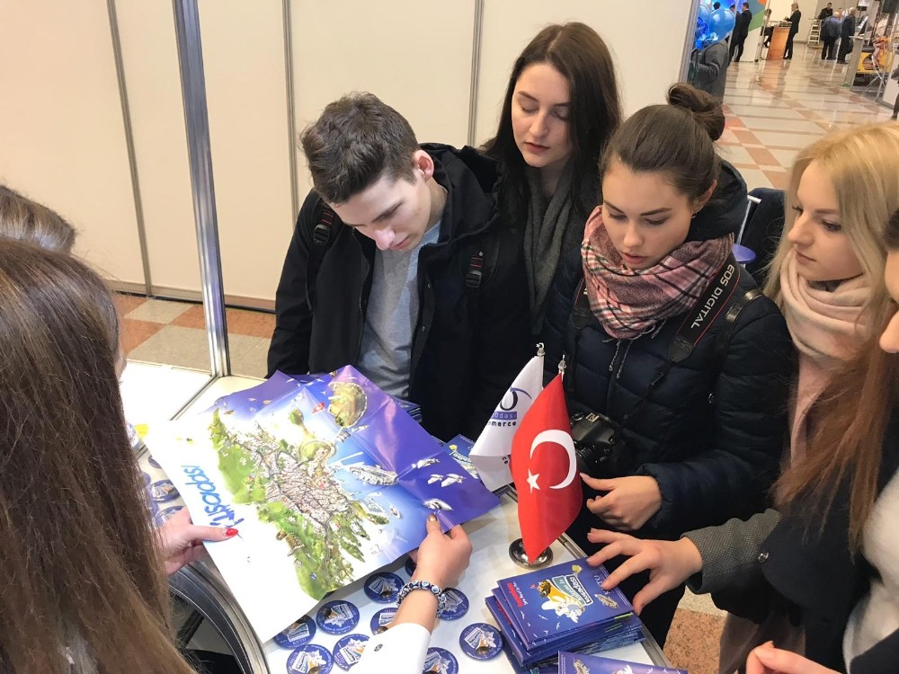Kuşadası Ticaret Odası Minsk Turizm Fuarı’na katıldı 